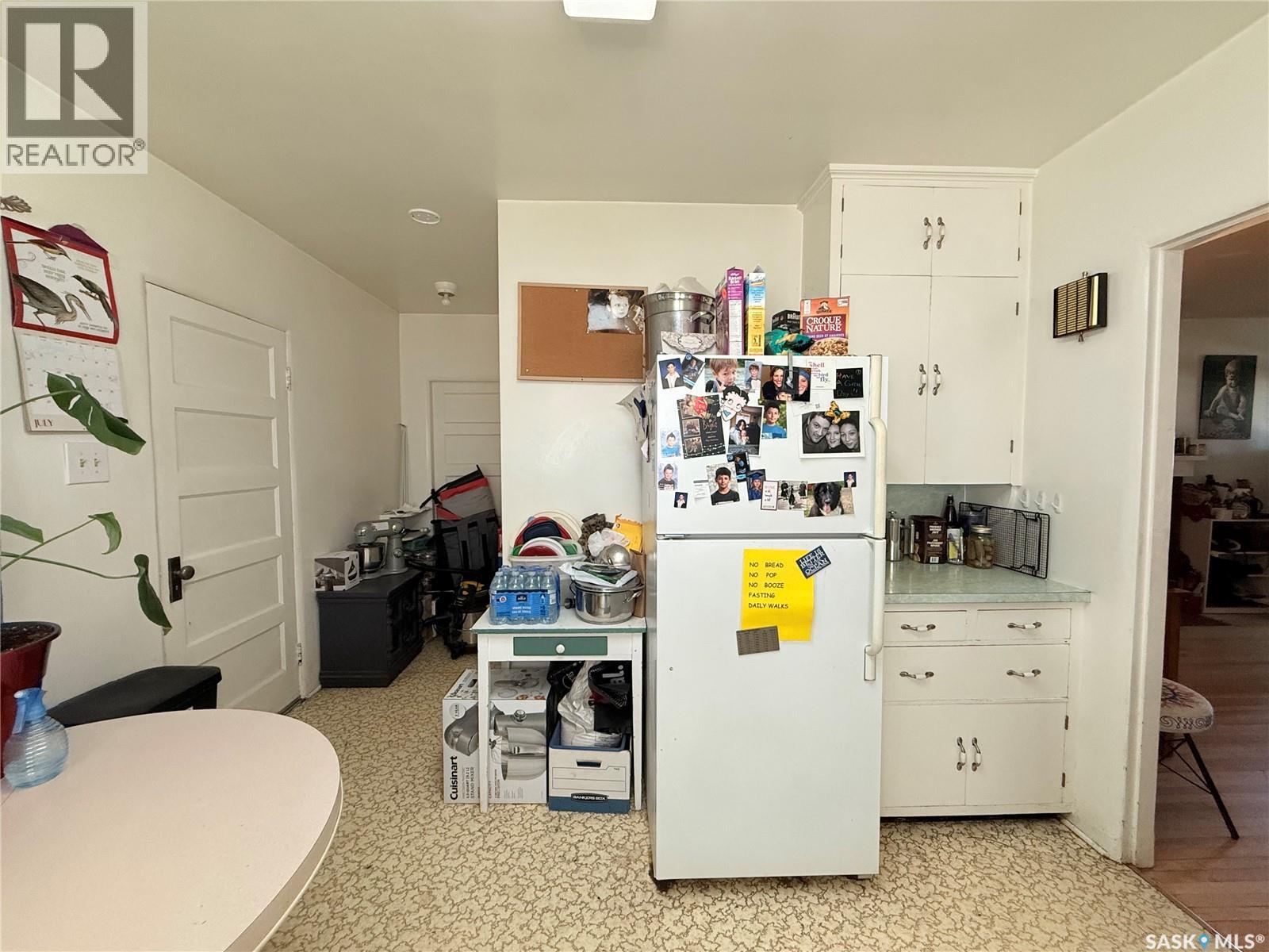 555 2nd Street E, Shaunavon, Saskatchewan  S0N 2M0 - Photo 13 - SK045804