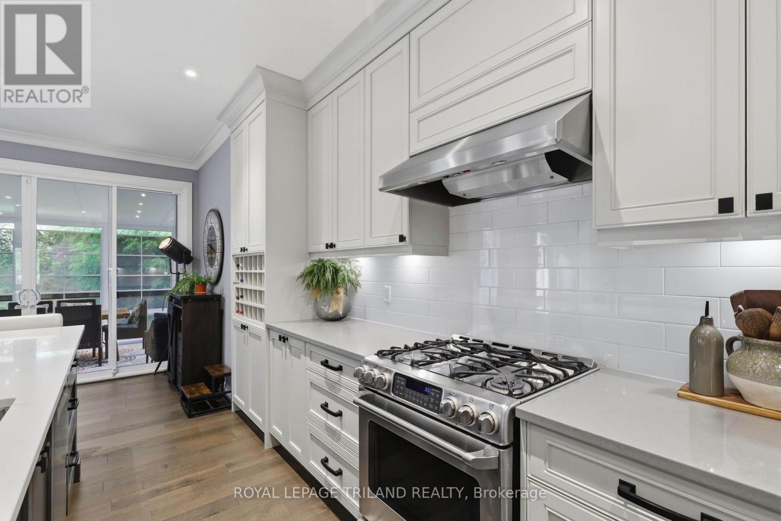 57 Caverhill Crescent, Middlesex Centre, Ontario  N0L 1R0 - Photo 12 - X13683518