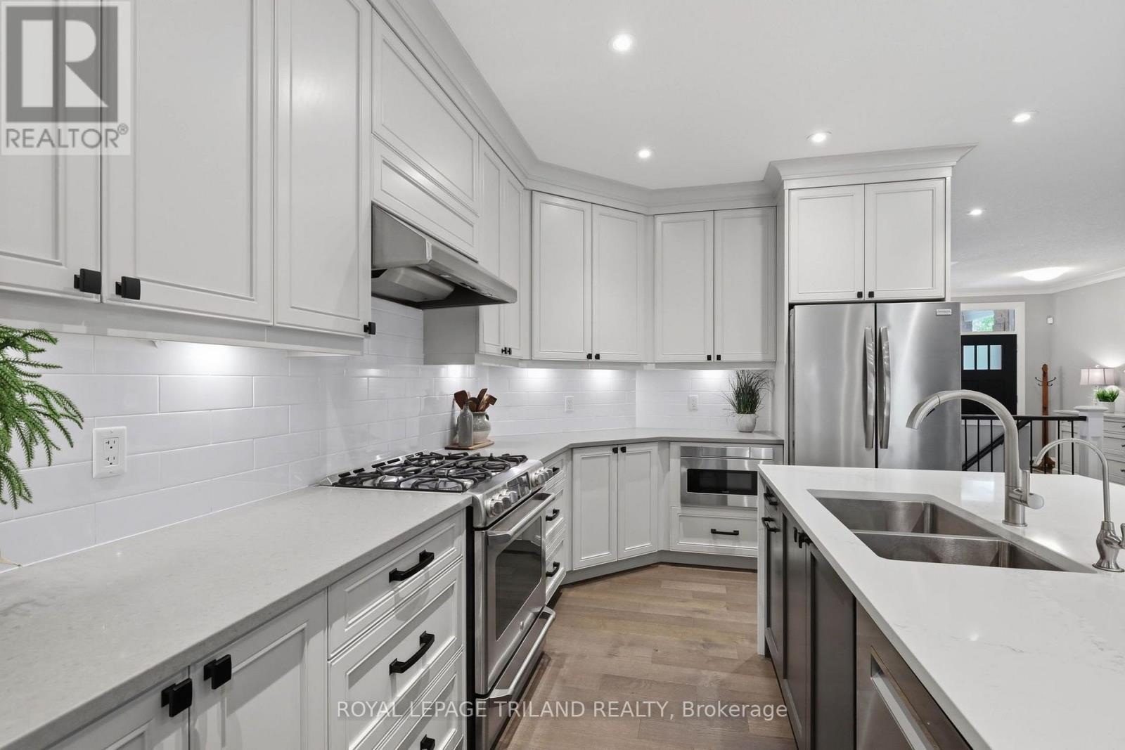 57 Caverhill Crescent, Middlesex Centre, Ontario  N0L 1R0 - Photo 13 - X13683518