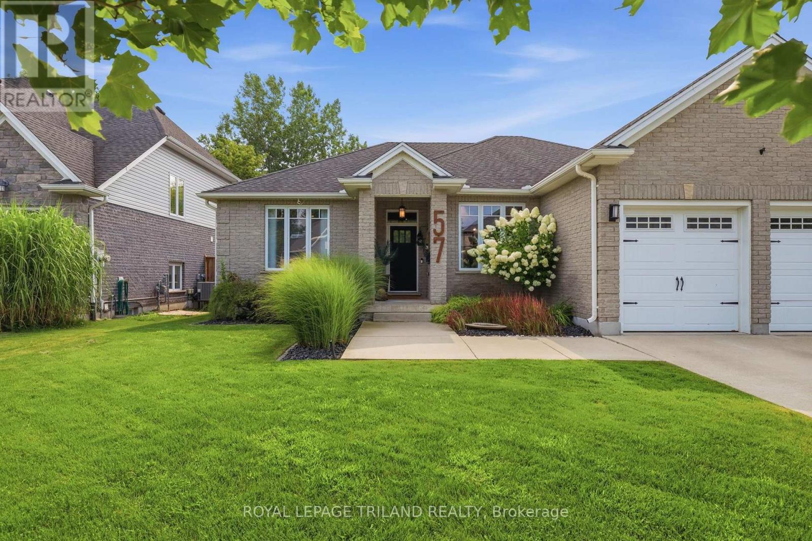 57 Caverhill Crescent, Middlesex Centre, Ontario  N0L 1R0 - Photo 3 - X13683518