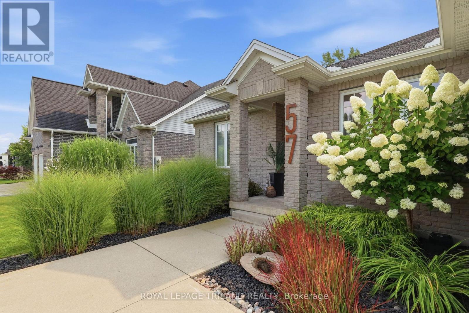 57 Caverhill Crescent, Middlesex Centre, Ontario  N0L 1R0 - Photo 4 - X13683518