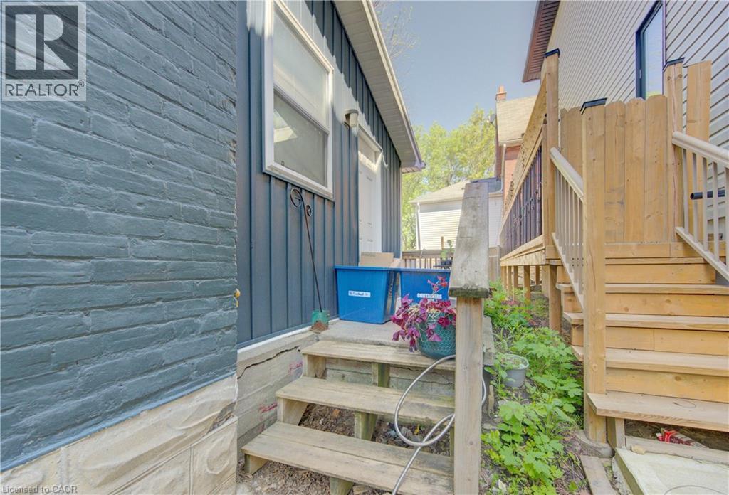 48 Breithaupt Street, Kitchener, Ontario  N2H 5G6 - Photo 35 - 40824430
