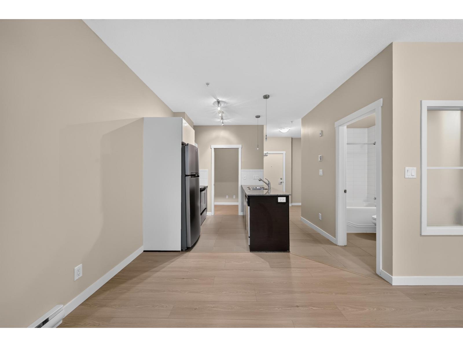 222 13733 107a Avenue, Surrey, British Columbia  V3T 0B7 - Photo 20 - R3156228