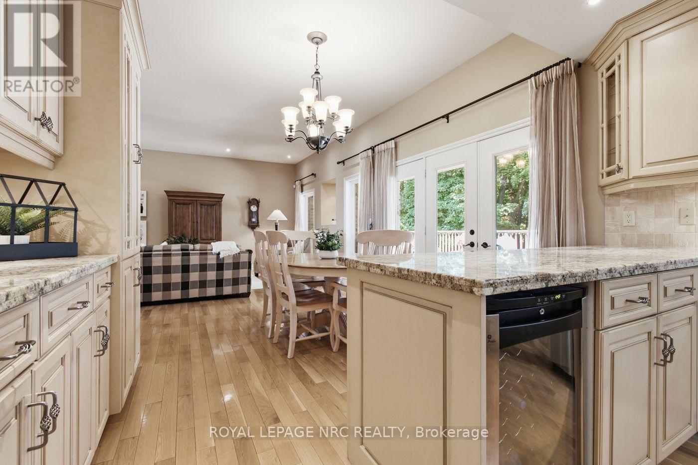 79 Cherry Ridge Boulevard, Pelham, Ontario  L0S 1C0 - Photo 15 - X13683492