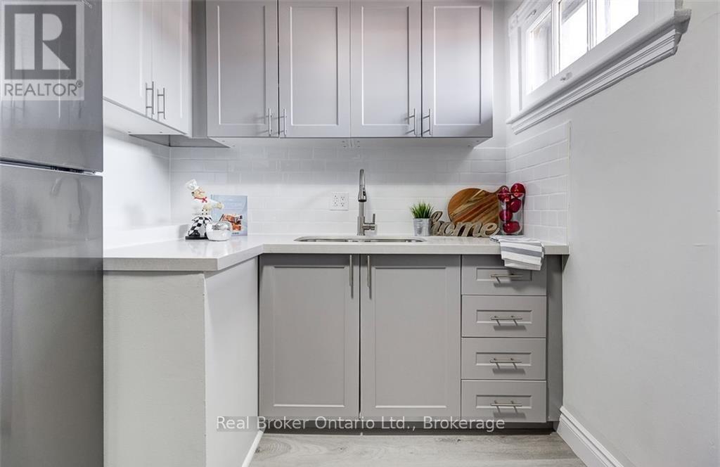 647 Wilson Street, Hamilton, Ontario  L8L 1V3 - Photo 29 - X13683460