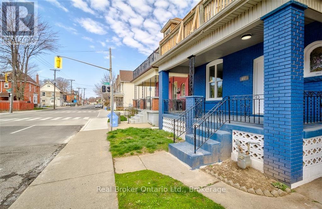 647 Wilson Street, Hamilton, Ontario  L8L 1V3 - Photo 5 - X13683460