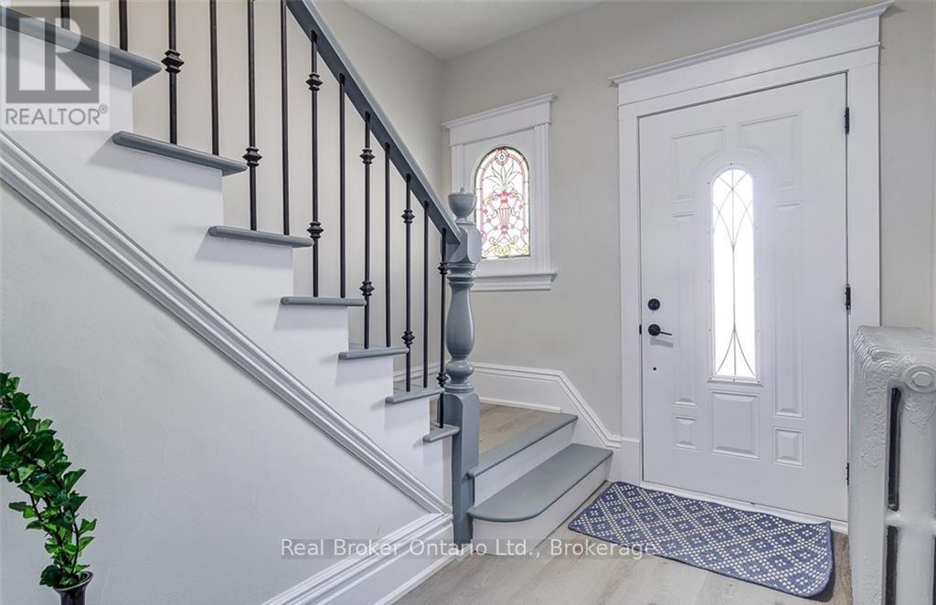 647 Wilson Street, Hamilton, Ontario  L8L 1V3 - Photo 7 - X13683460