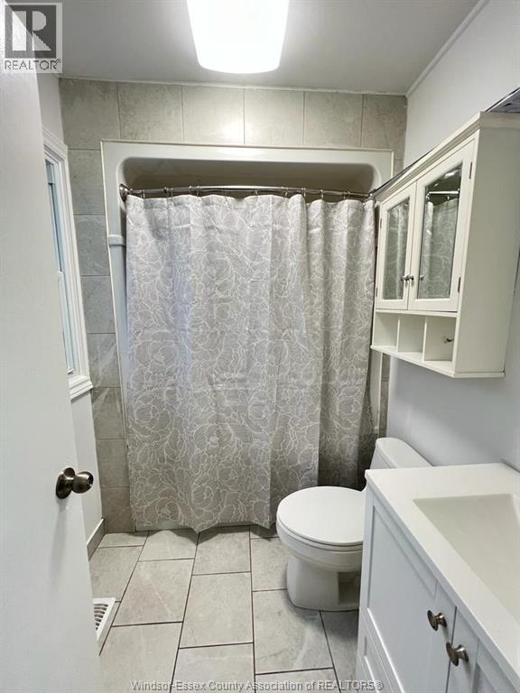1058 California, Windsor, Ontario  N9B 2Z7 - Photo 12 - 26020025