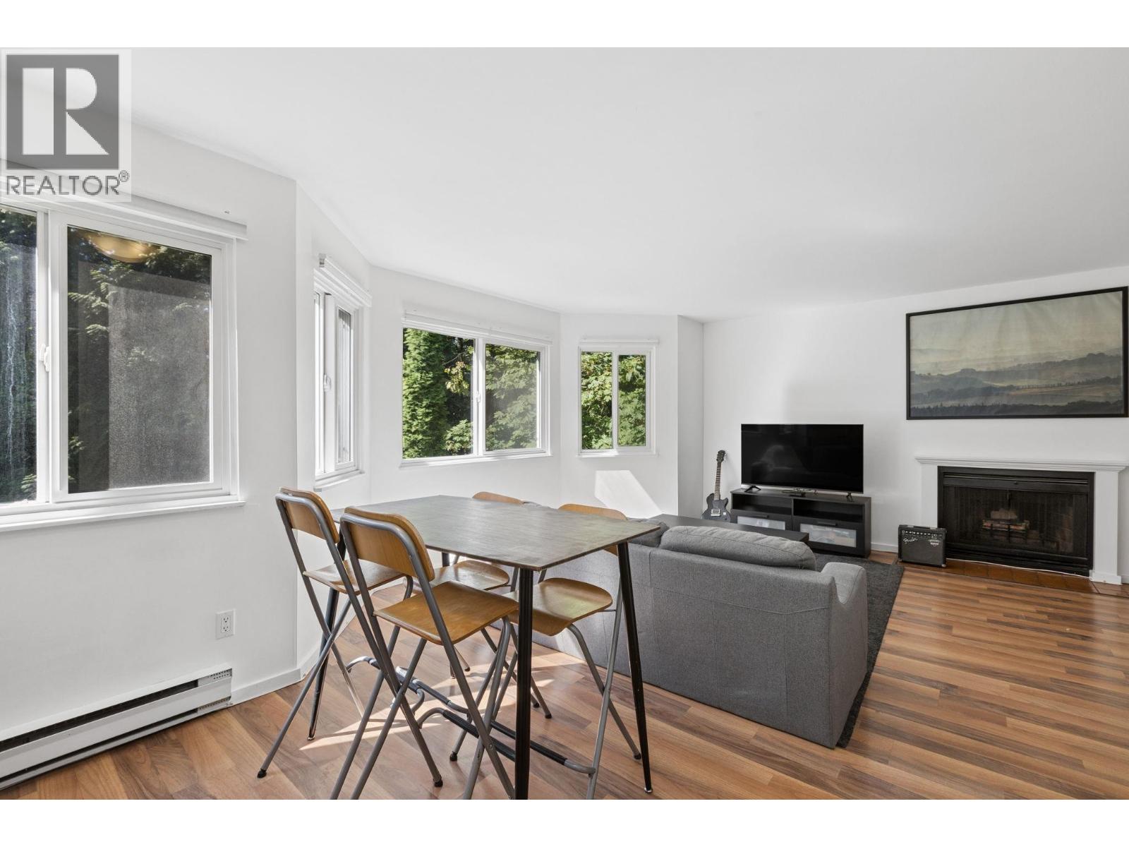 405 9880 Manchester Drive, Burnaby, British Columbia  V3N 4R3 - Photo 11 - R3156238