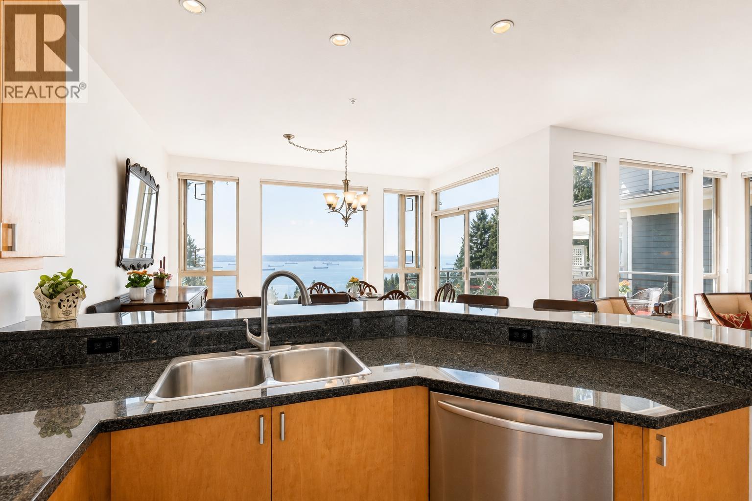 2462 Shadbolt Lane, West Vancouver, British Columbia  V7S 3J1 - Photo 10 - R3156241