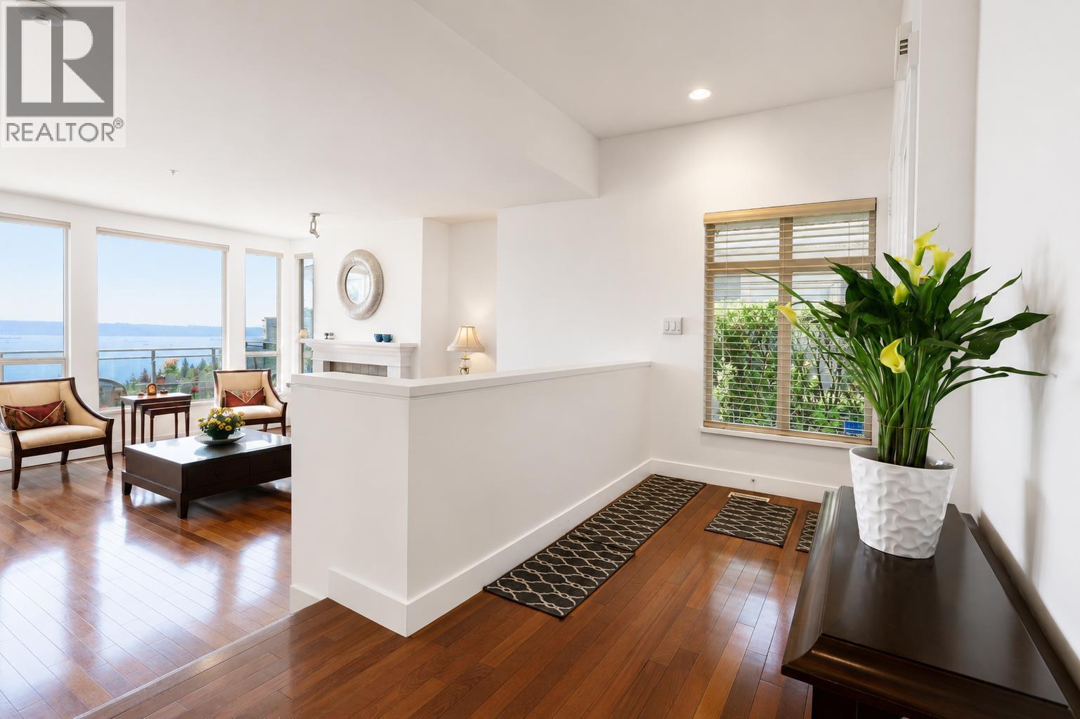 2462 Shadbolt Lane, West Vancouver, British Columbia  V7S 3J1 - Photo 2 - R3156241
