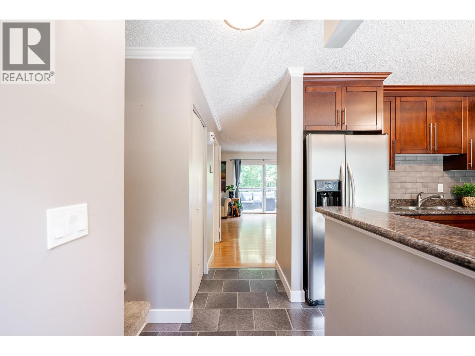 241b Evergreen Drive, Port Moody, British Columbia  V3H 1S1 - Photo 3 - R3156259