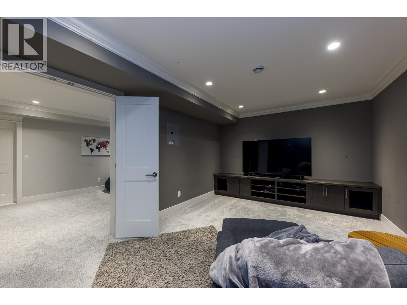 842 W 20th Street, North Vancouver, British Columbia  V7P 2B4 - Photo 22 - R3156247
