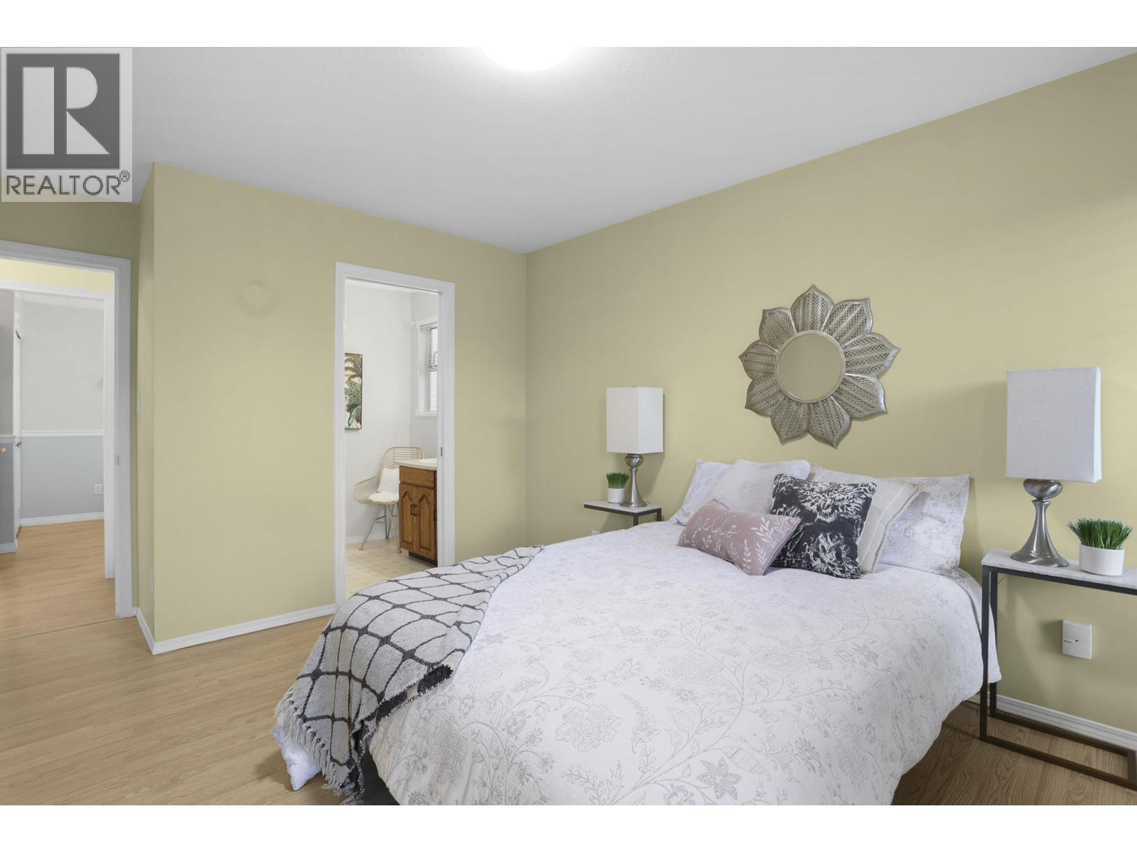 23439 Nightingale Avenue, Maple Ridge, British Columbia  V2X 9M2 - Photo 19 - R3156254