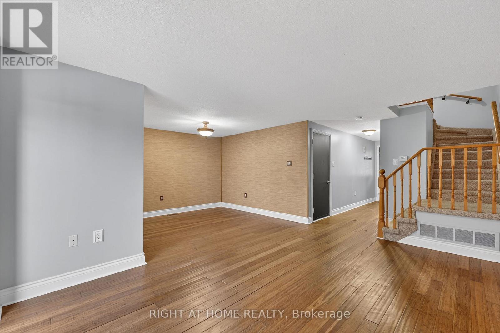 10 - 32 Sawmill Road, Barrie, Ontario  L4N 6X3 - Photo 6 - S13435758