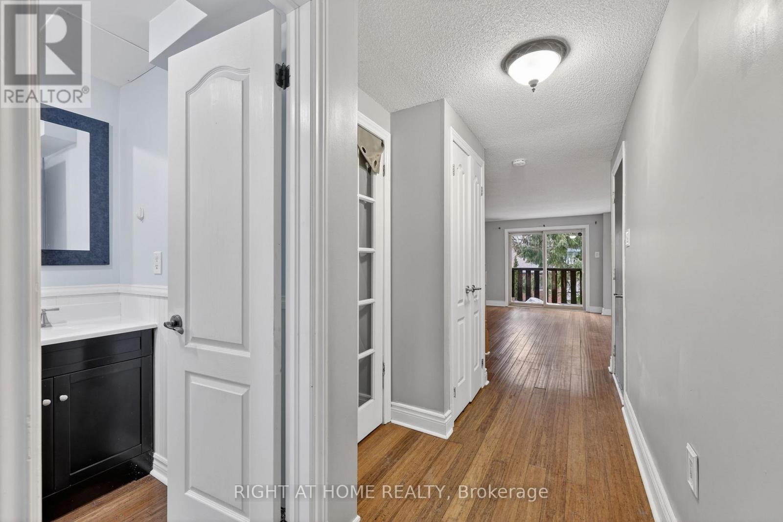 10 - 32 Sawmill Road, Barrie, Ontario  L4N 6X3 - Photo 4 - S13435758