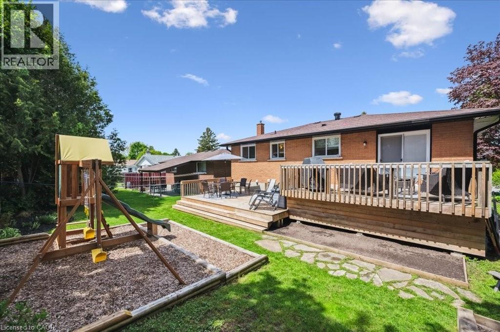 303 Martindale Crescent, Waterloo, Ontario  N2L 4M8 - Photo 33 - 40856320