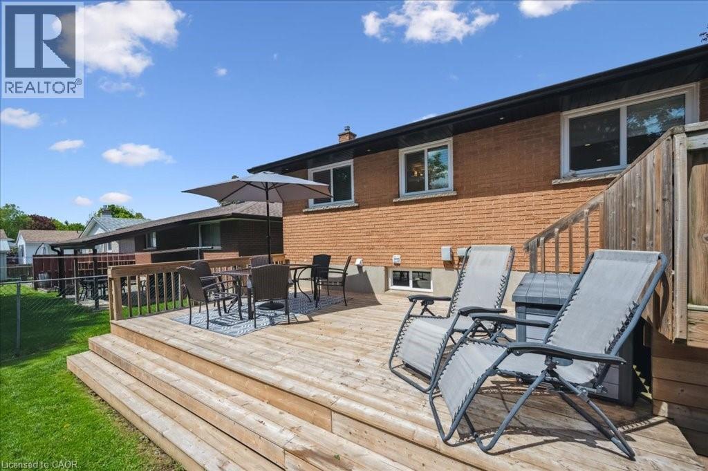 303 Martindale Crescent, Waterloo, Ontario  N2L 4M8 - Photo 35 - 40856320