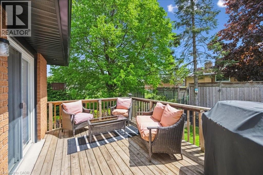 303 Martindale Crescent, Waterloo, Ontario  N2L 4M8 - Photo 37 - 40856320