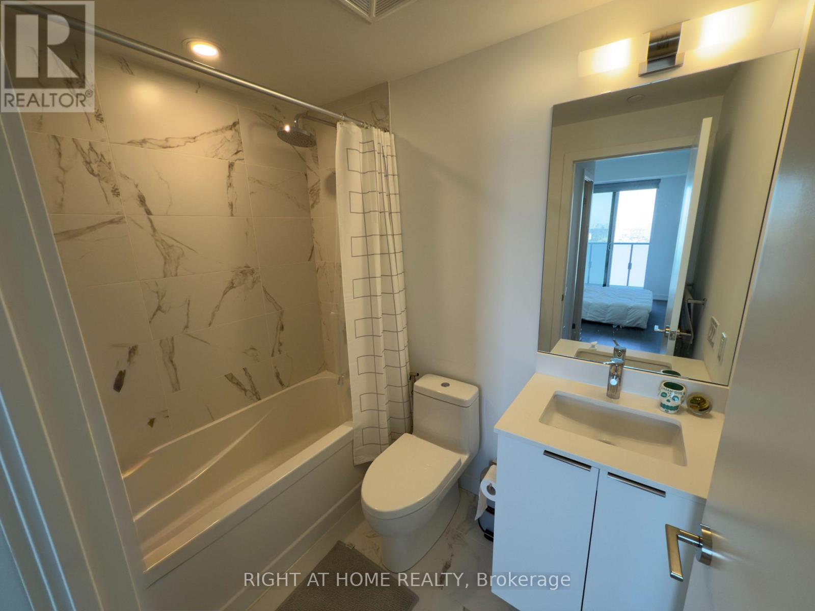 S2702 - 8 Olympic Garden Drive, Toronto, Ontario  M2M 0B9 - Photo 13 - C13683458