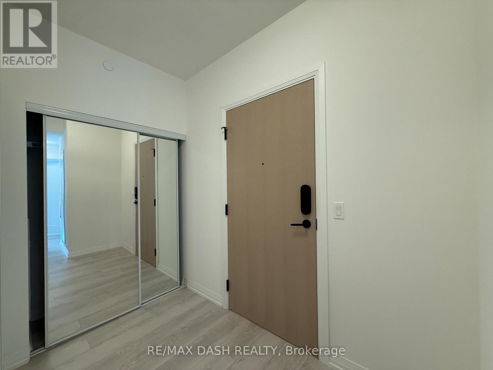 2505 - 280 Dundas Street W, Toronto, Ontario  M5T 0E3 - Photo 3 - C13683470