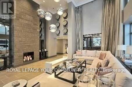 621 - 35 Hayden Street, Toronto, Ontario  M4Y 3C3 - Photo 3 - C13683480