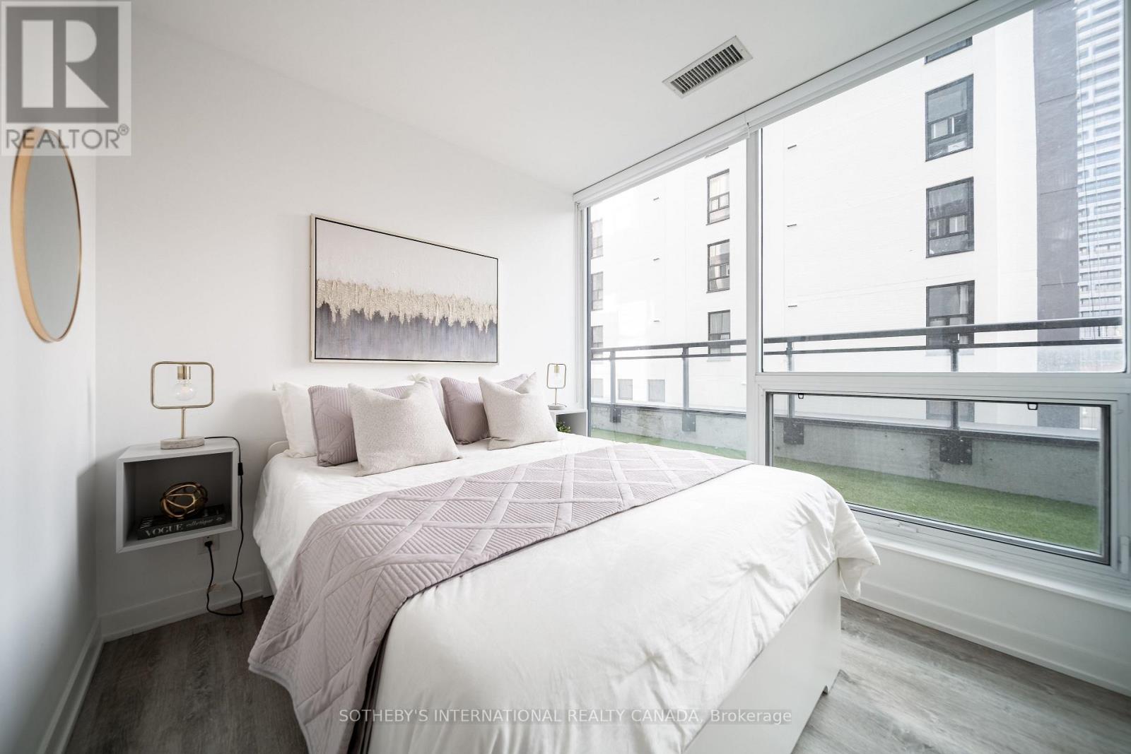 302 - 17 Dundonald Street, Toronto, Ontario  M4Y 1K3 - Photo 19 - C13683504