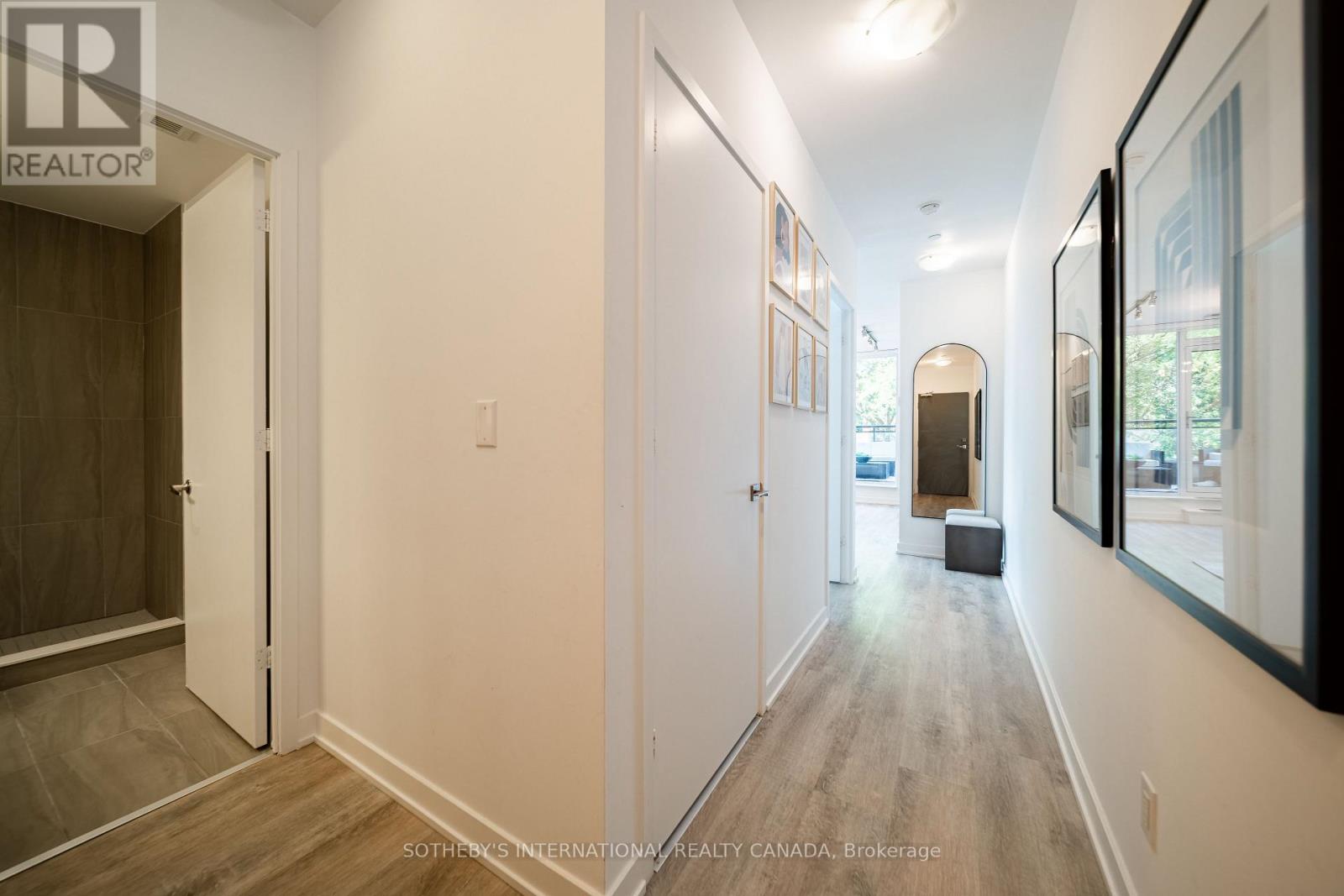 302 - 17 Dundonald Street, Toronto, Ontario  M4Y 1K3 - Photo 5 - C13683504