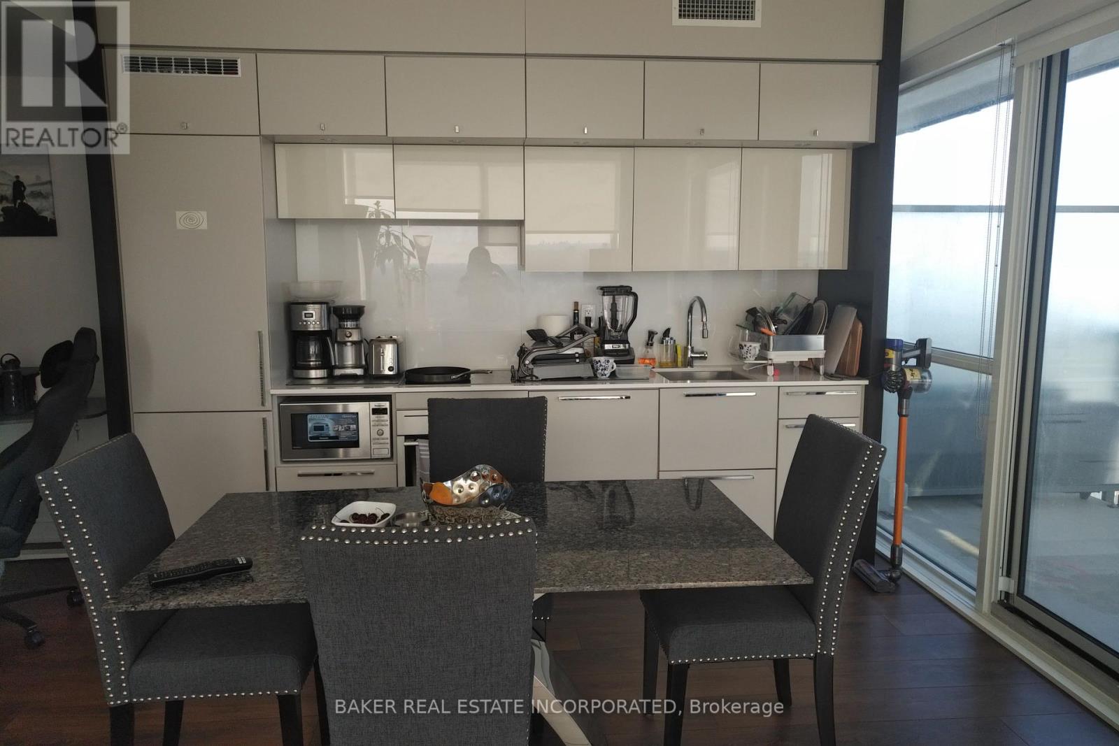 3703 - 15 Grenville Street, Toronto, Ontario  M4Y 0B9 - Photo 2 - C13683562