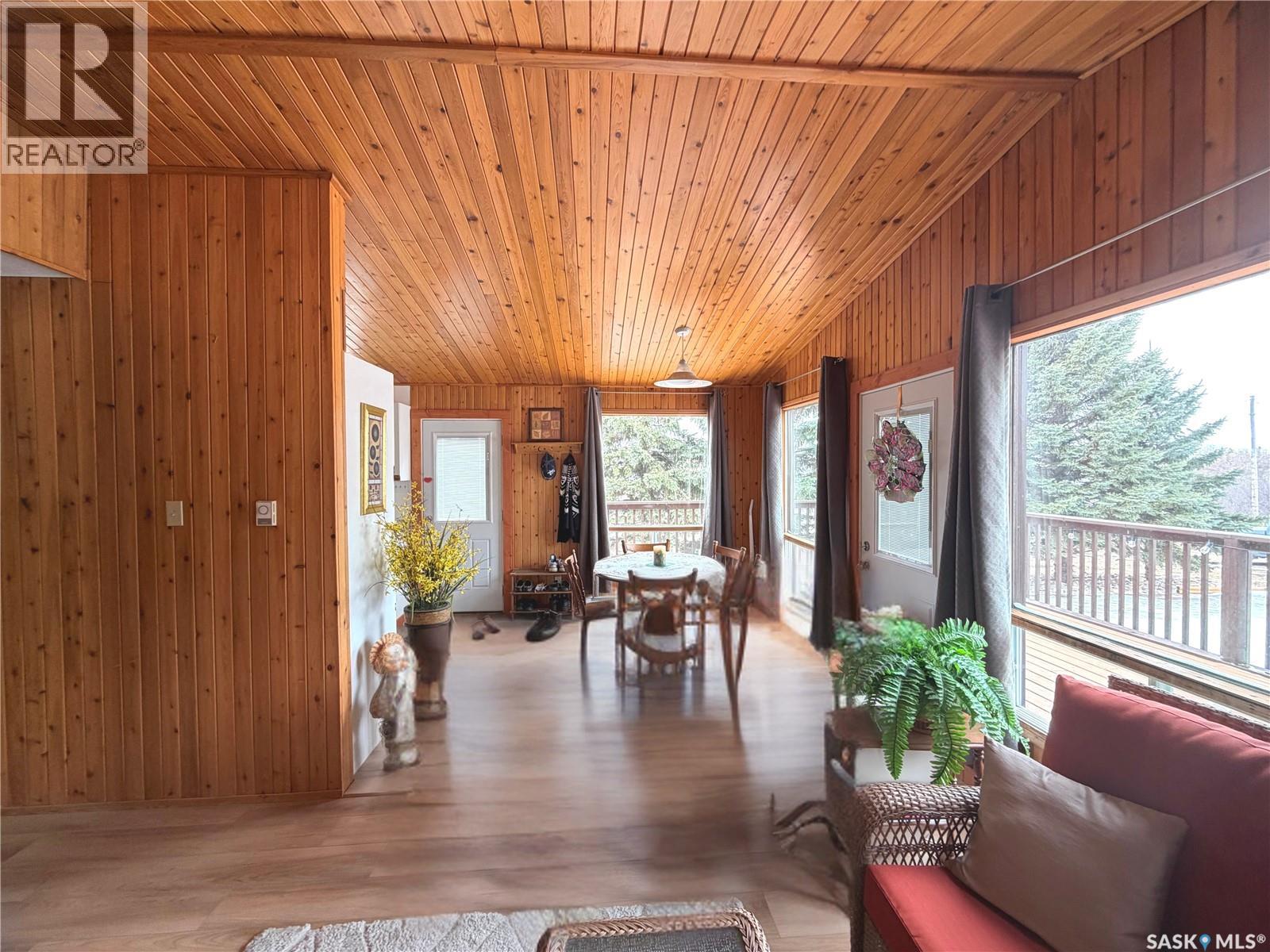 517 Demaer Bay, Katepwa Beach, Saskatchewan  S0G 2K0 - Photo 4 - SK032752