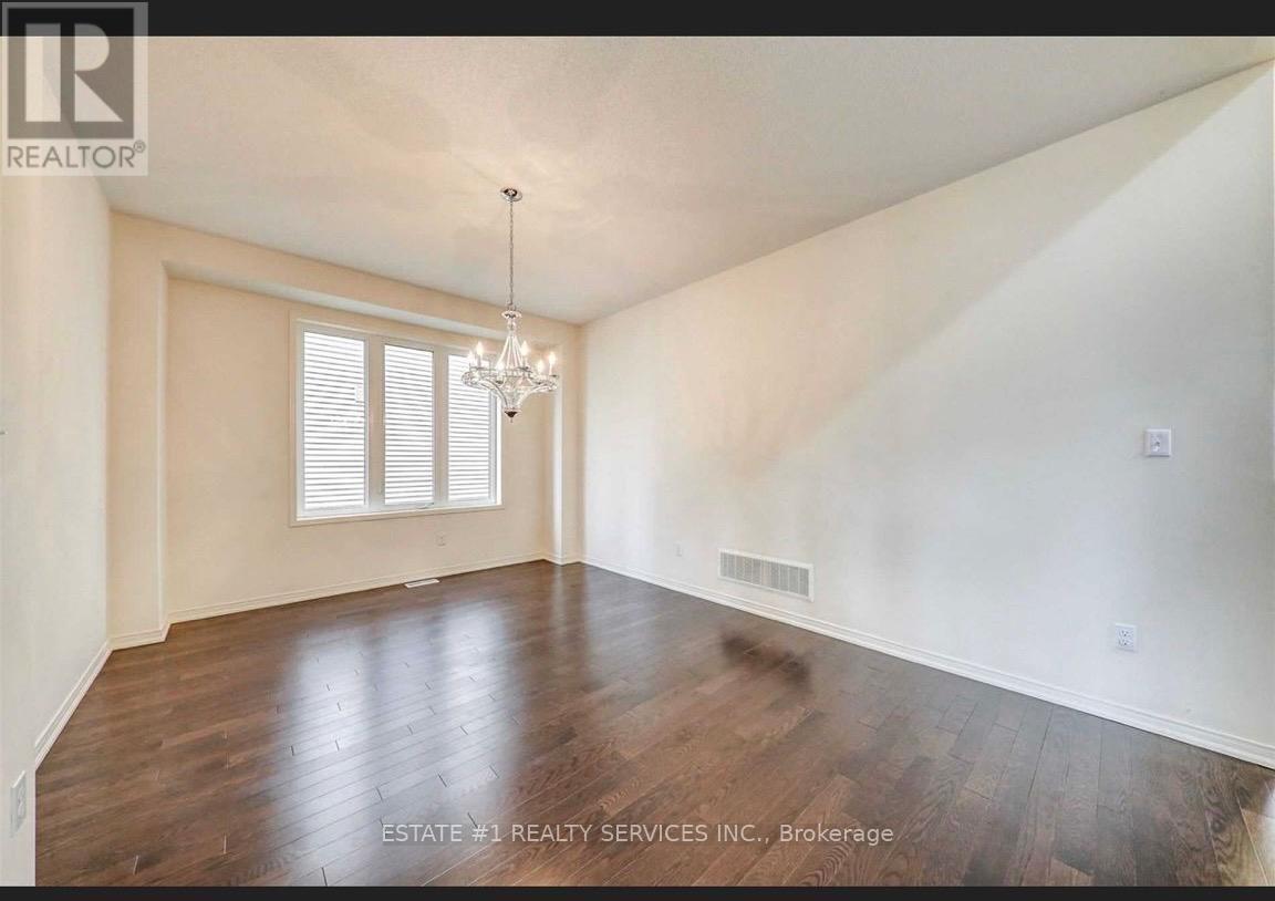 Upper - 153 Dance Act Avenue, Oshawa, Ontario  L1L 0H4 - Photo 10 - E13683494