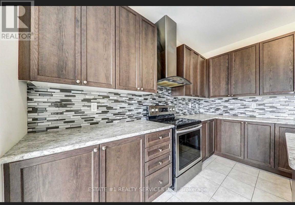 Upper - 153 Dance Act Avenue, Oshawa, Ontario  L1L 0H4 - Photo 5 - E13683494