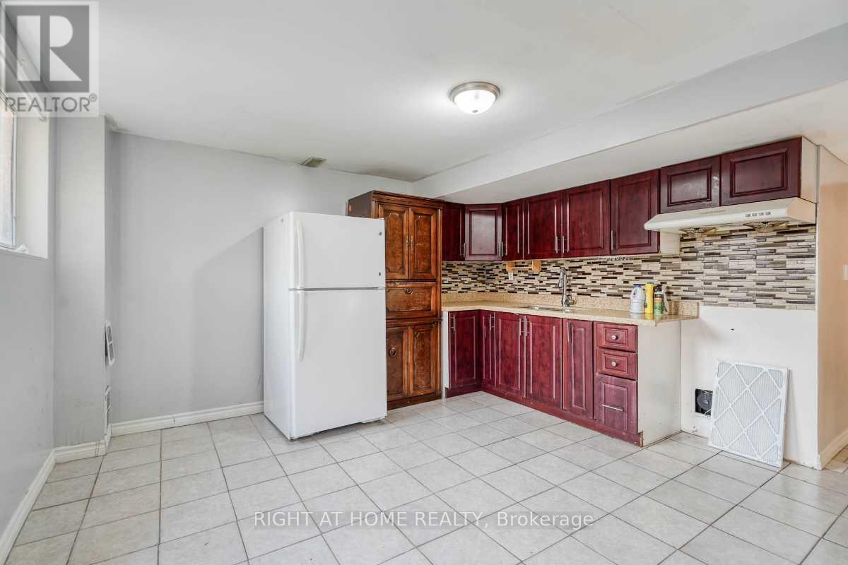 2304 Winlord Place, Oshawa, Ontario  L1L 0B8 - Photo 19 - E13683526