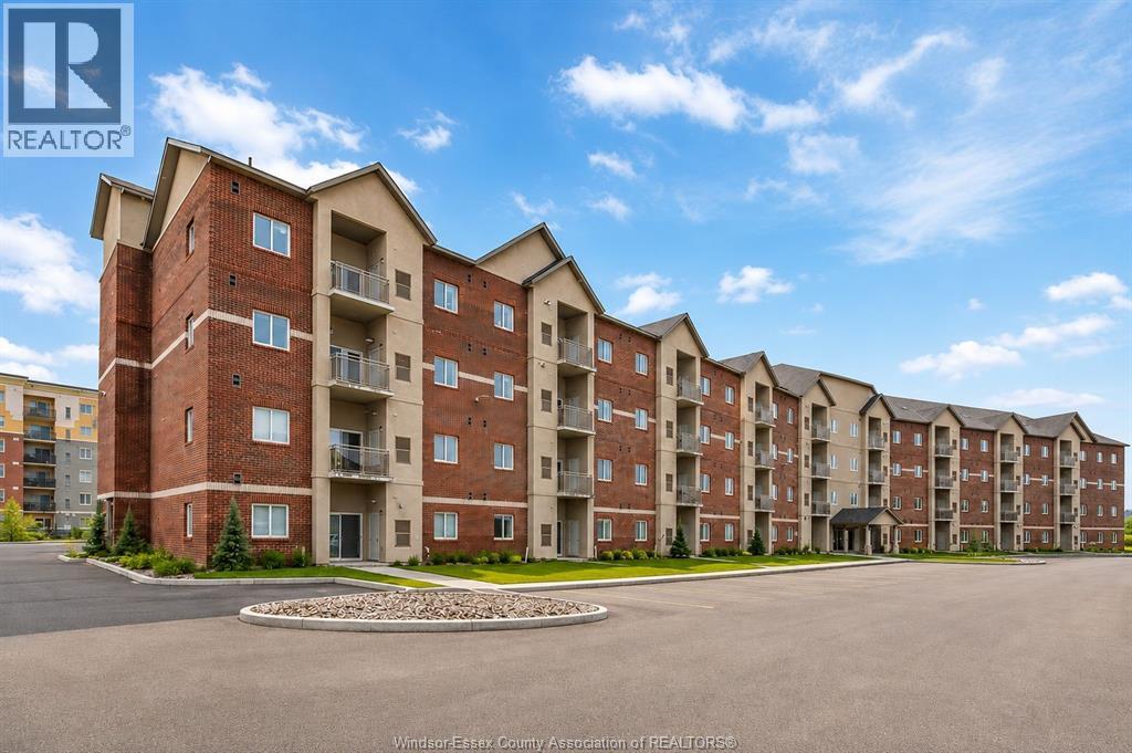 1888 WESTVIEW PARK Unit# 316, LaSalle, Ontario
