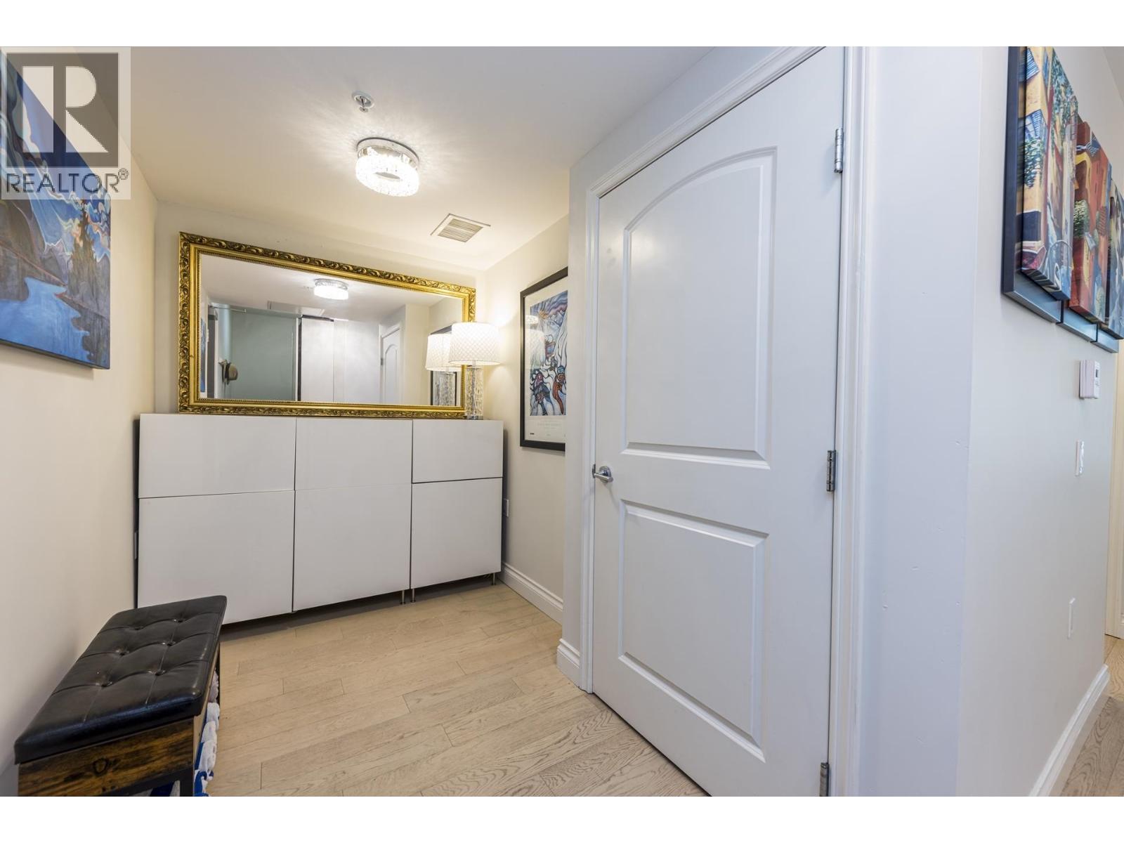 303 199 Victory Ship Way, North Vancouver, British Columbia  V7L 0E2 - Photo 17 - R3156232