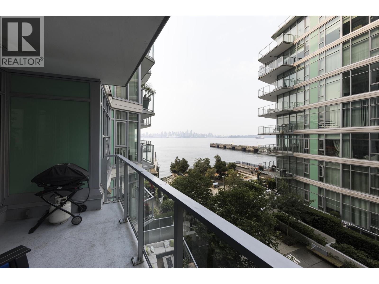 303 199 Victory Ship Way, North Vancouver, British Columbia  V7L 0E2 - Photo 20 - R3156232