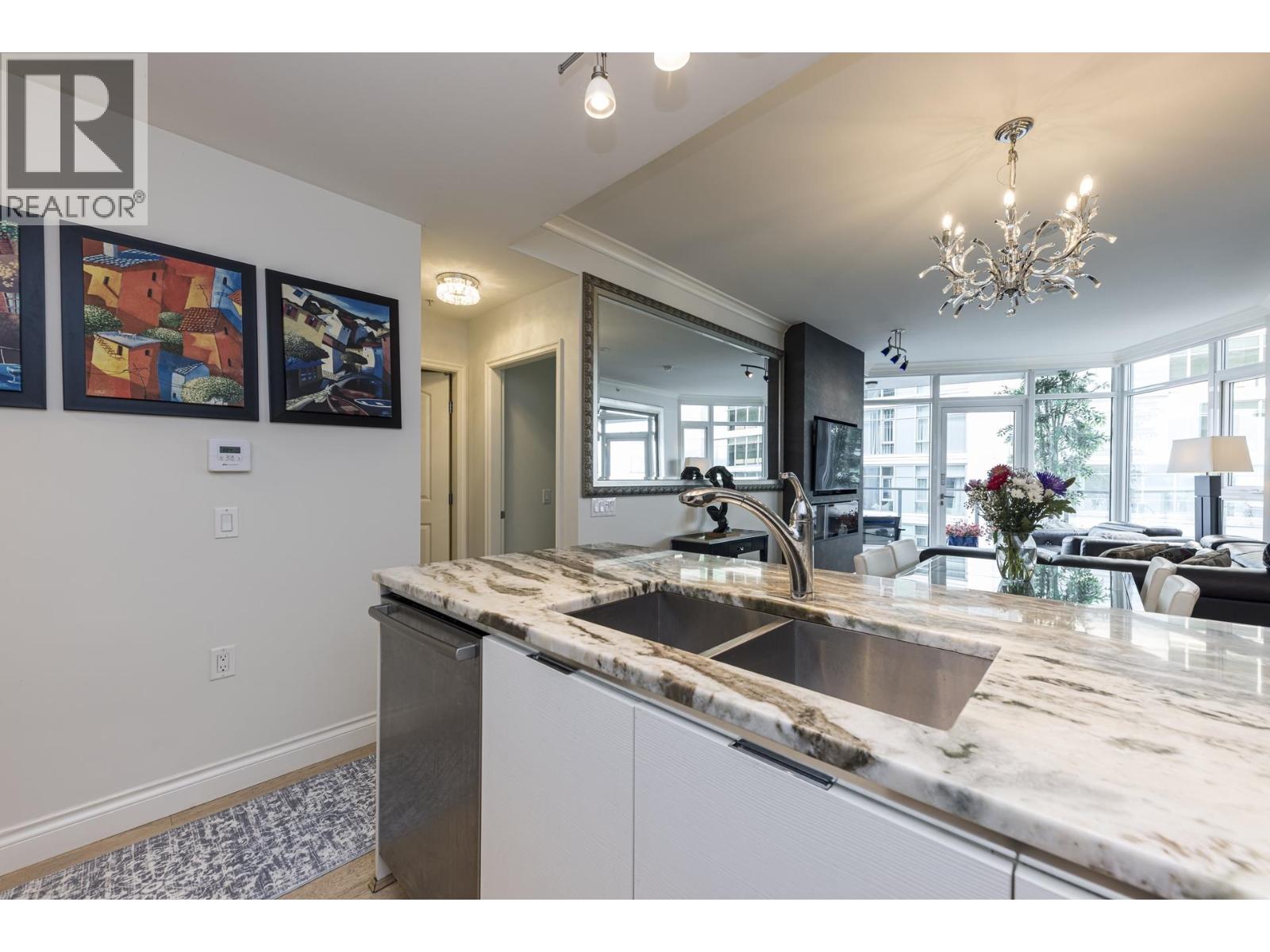 303 199 Victory Ship Way, North Vancouver, British Columbia  V7L 0E2 - Photo 14 - R3156232