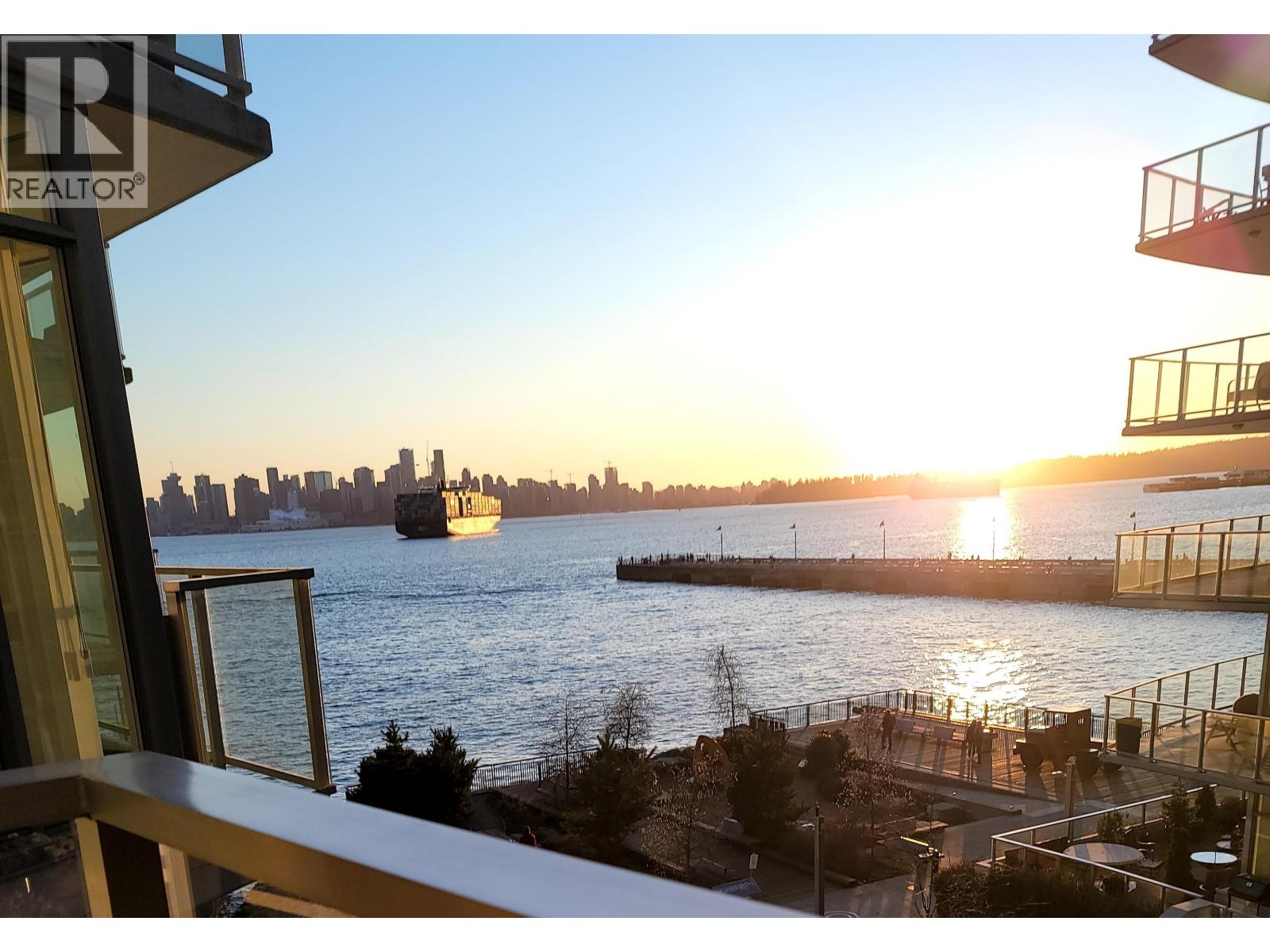 303 199 Victory Ship Way, North Vancouver, British Columbia  V7L 0E2 - Photo 37 - R3156232