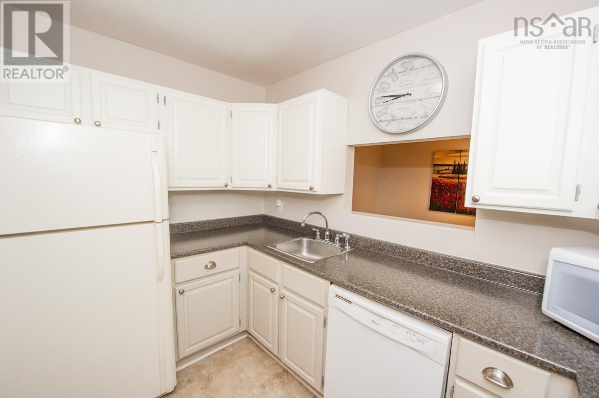 207 2 Lombardy Lane, Dartmouth, Nova Scotia  B3X 3E5 - Photo 3 - 202619746