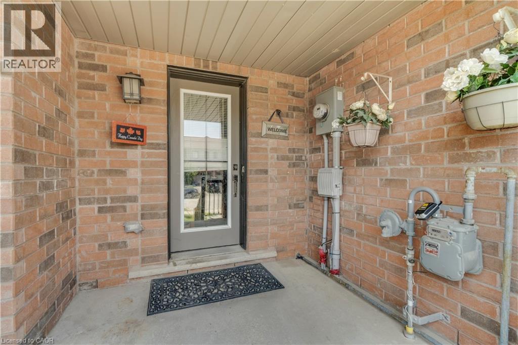 47 Sherway Street, Stoney Creek, Ontario  L8J 0J3 - Photo 6 - 40847527