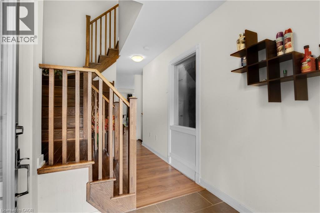 47 Sherway Street, Stoney Creek, Ontario  L8J 0J3 - Photo 7 - 40847527