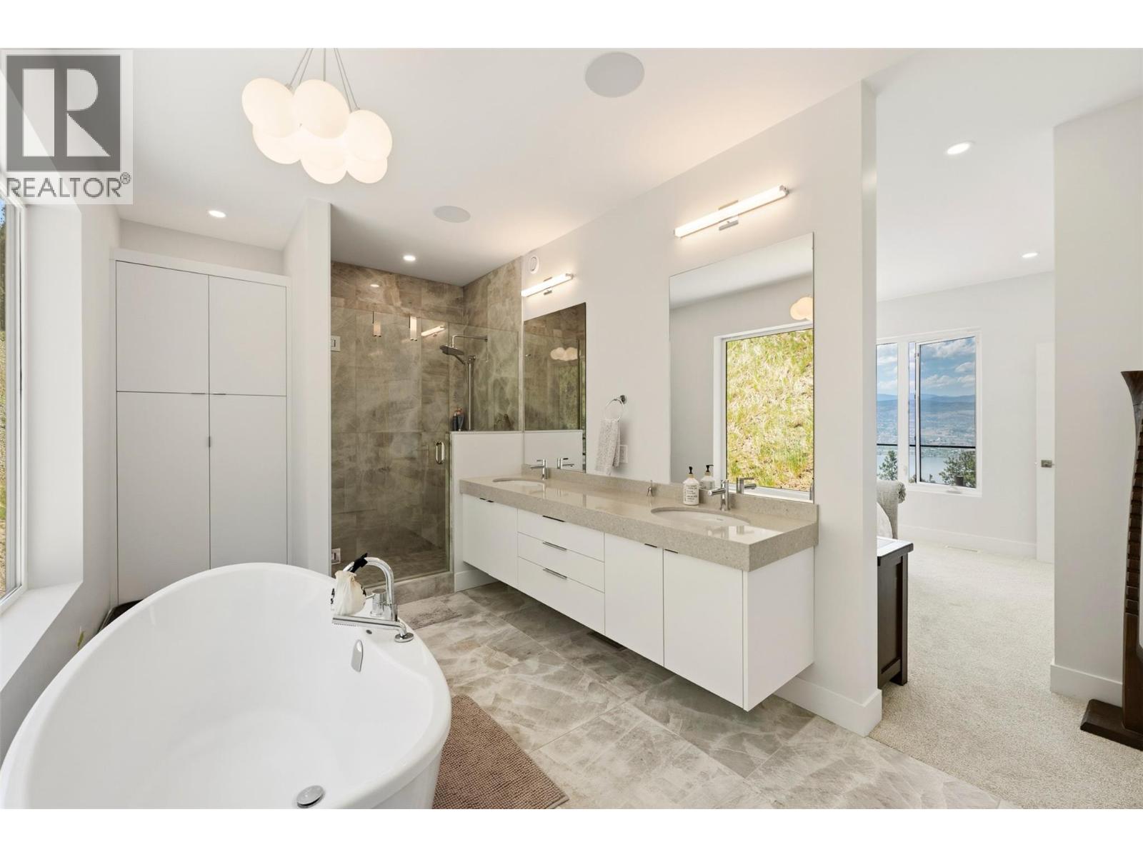 2980 Outlook Way, Naramata, British Columbia  V0H 1N1 - Photo 5 - 10386679