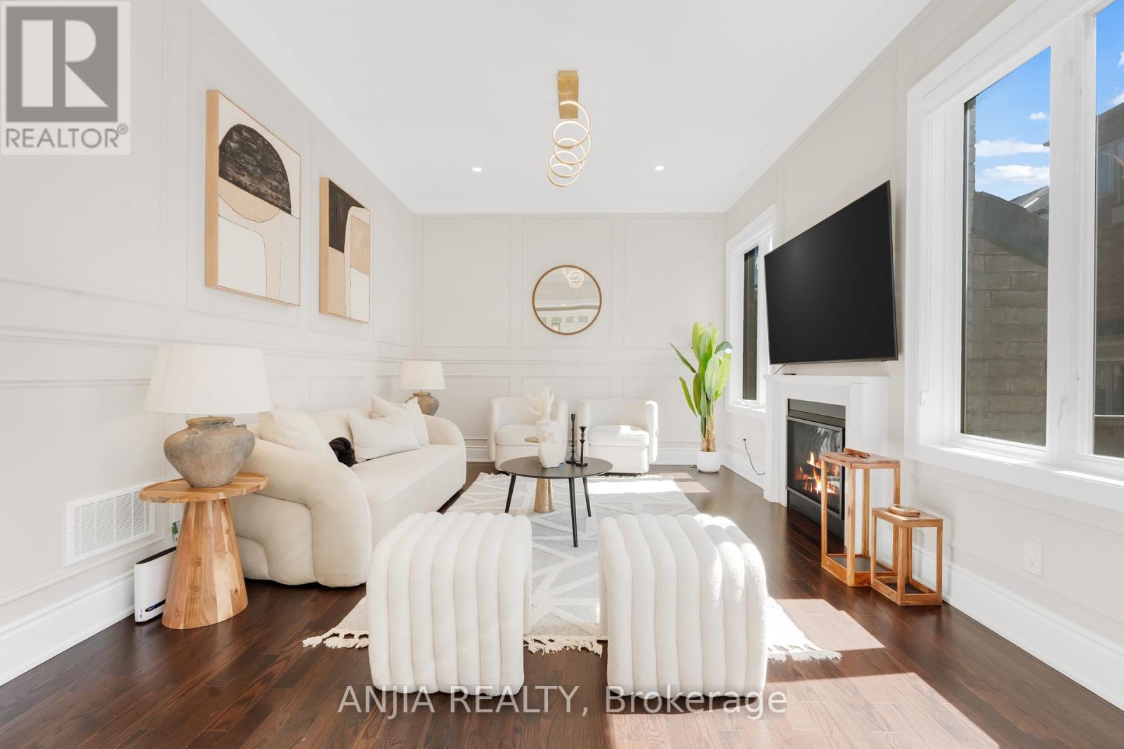 9 Mario Avenue, Markham, Ontario  L6C 0X8 - Photo 14 - N13683478