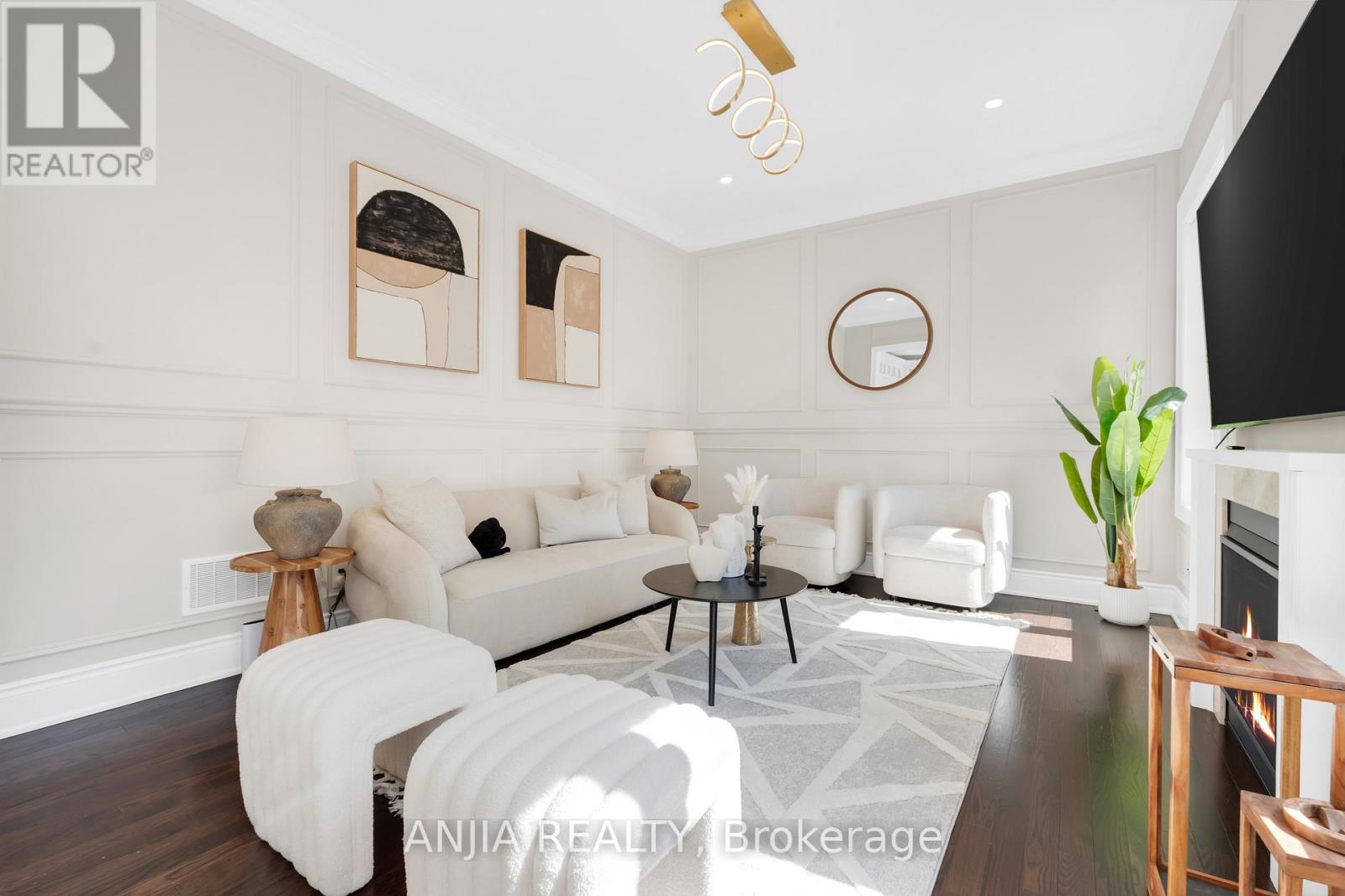 9 Mario Avenue, Markham, Ontario  L6C 0X8 - Photo 15 - N13683478