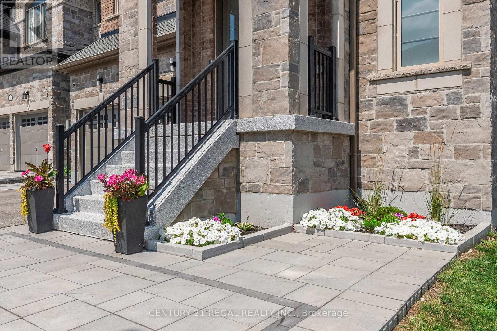 1428 Lawson Street, Innisfil, Ontario  L9S 0N7 - Photo 4 - N13683486