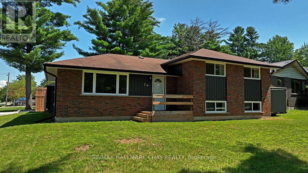 29 Lee Avenue, Essa (Angus), Ontario  L0M 1B0 - Photo 2 - N13683490