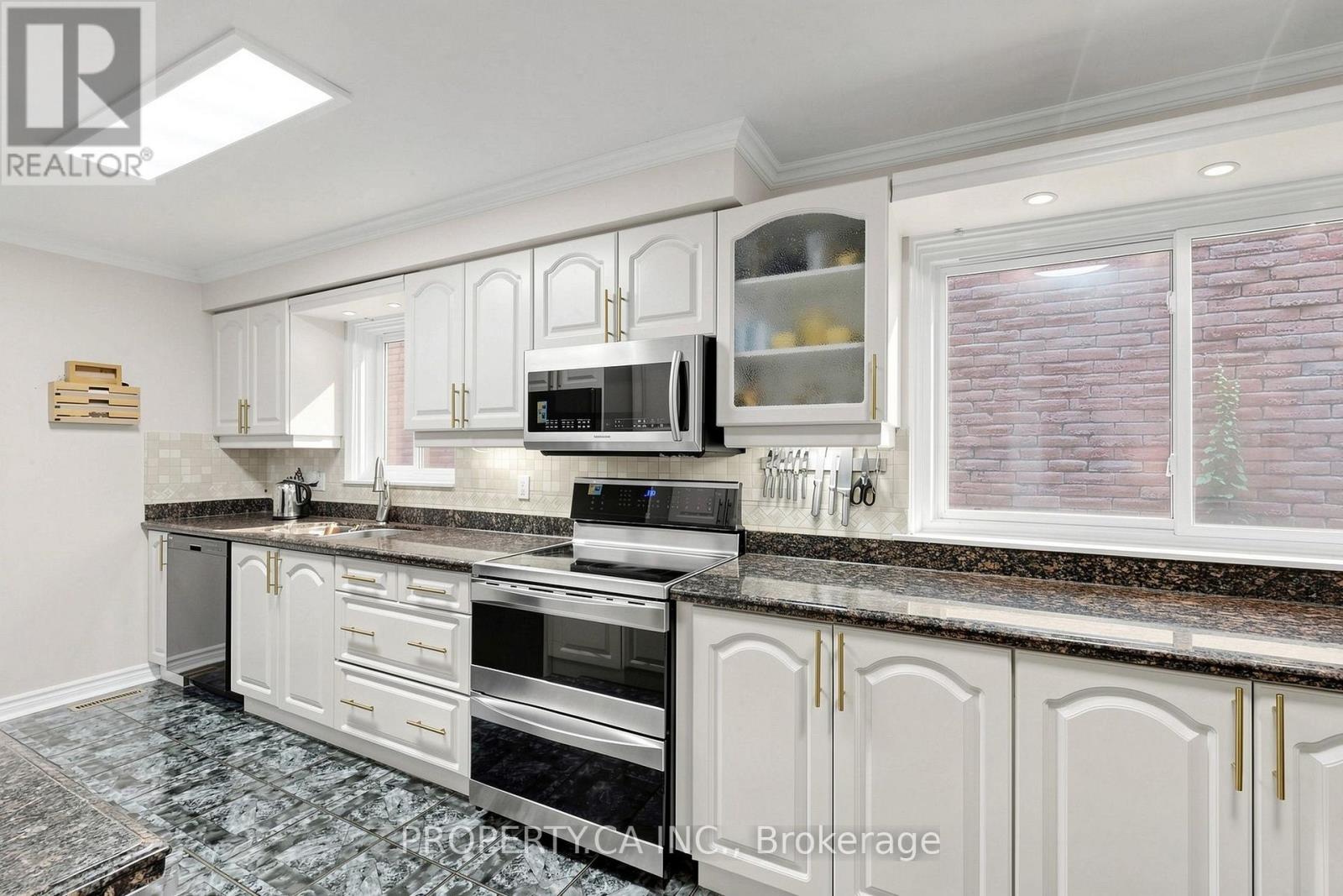 80 Peter Andrew Crescent, Vaughan, Ontario  L4J 2V5 - Photo 14 - N13683522