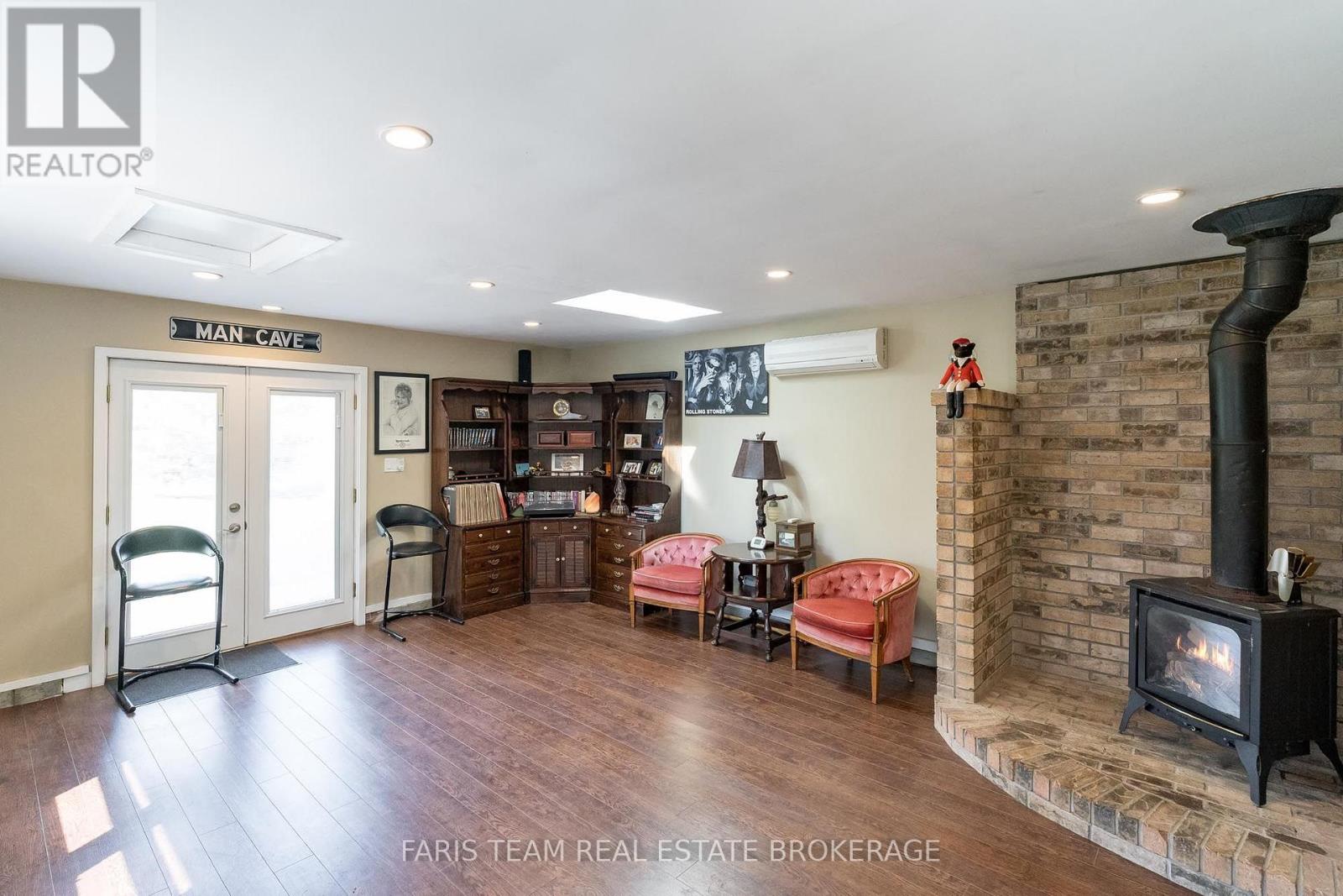 228 Bayshore Road, Innisfil, Ontario  L0L 1K0 - Photo 31 - N13683534