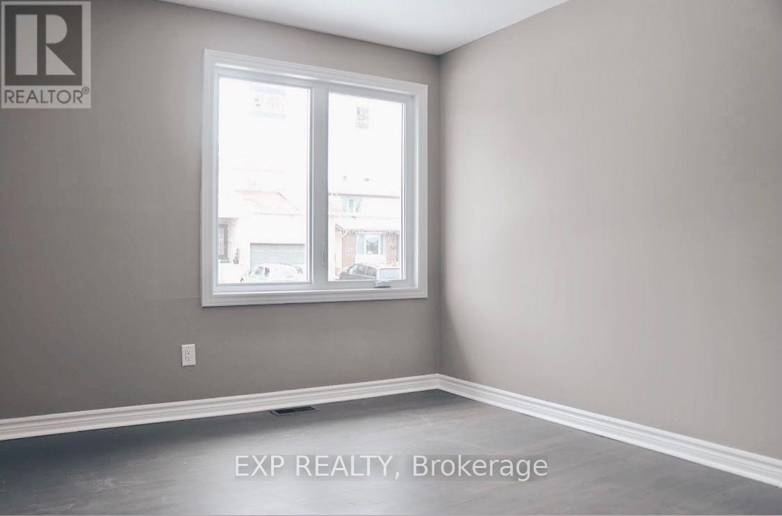 A - 1892 Kingsdale Avenue, Ottawa, Ontario K1T 1J1 - Photo 4 - X13683472