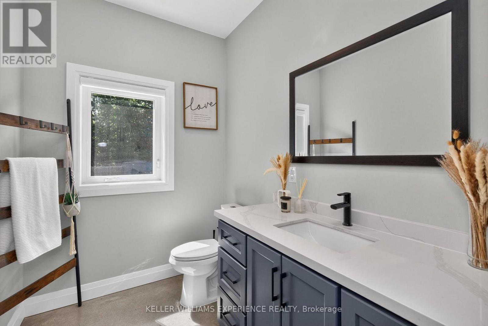 3134 Goldstein Road, Severn (West Shore), Ontario  L0K 2B0 - Photo 20 - S13683524